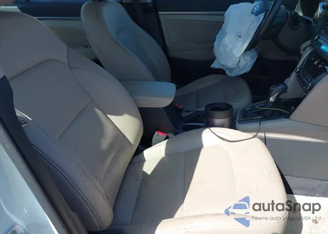 2017 Hyundai Elantra Limited из США, поврежденный, VIN 5NPD84LF8HH066344